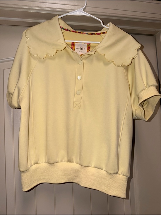 Umgee Tops - Umgee Pale Yellow Scalloped Collar Short Sleeve Top